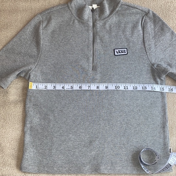 Vans top - Picture 4 of 8